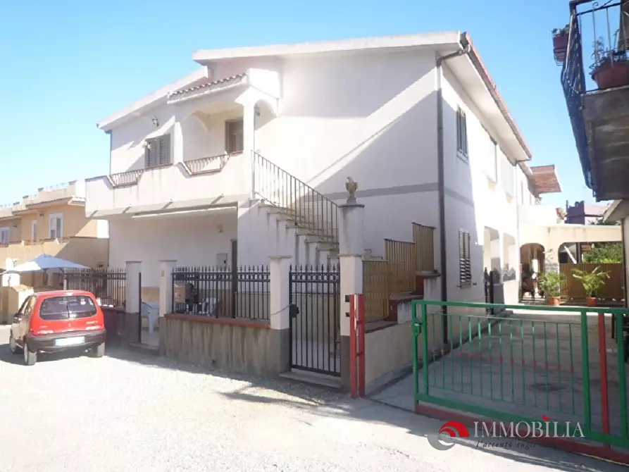 Immagine 1 di Casa indipendente in vendita  a Melito Di Porto Salvo