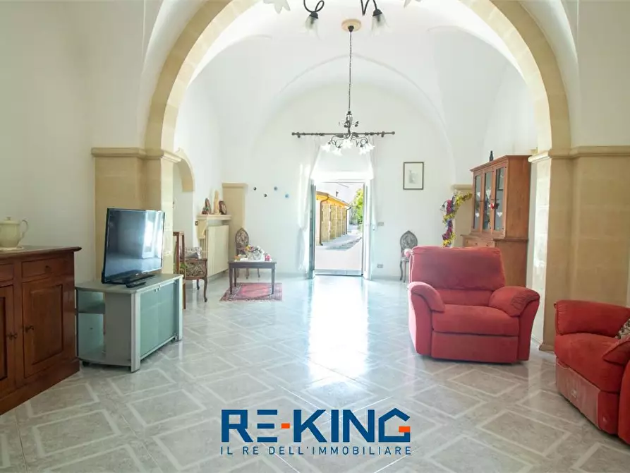 Immagine 5 di Villa in vendita  7 a Supersano