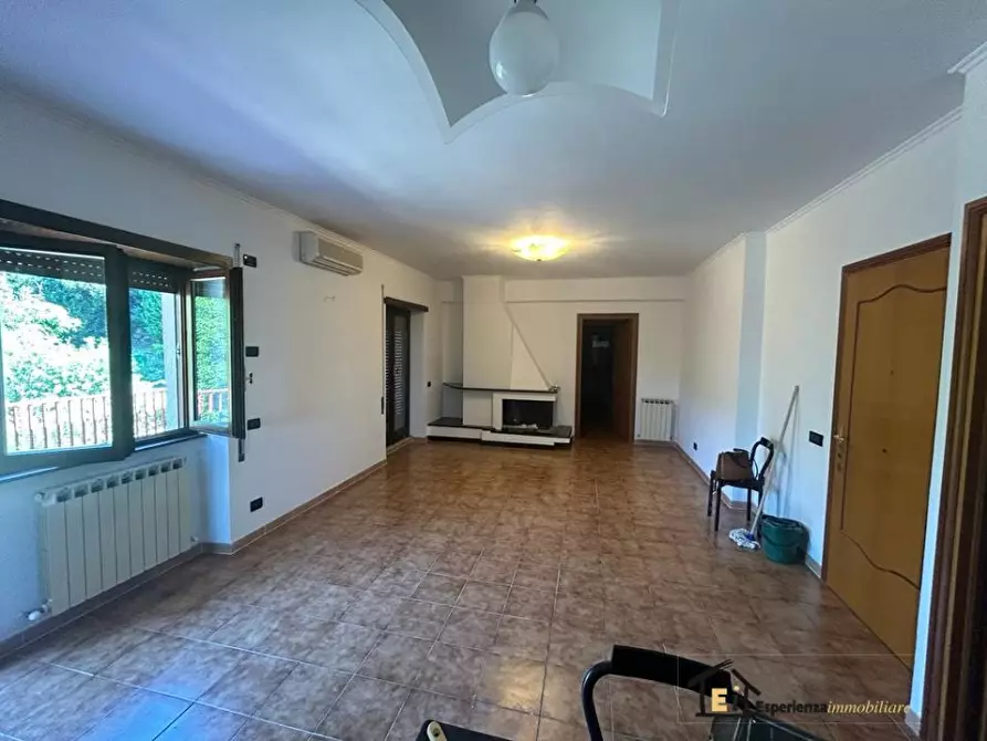 Immagine 3 di Appartamento in vendita  11 a Montopoli Di Sabina