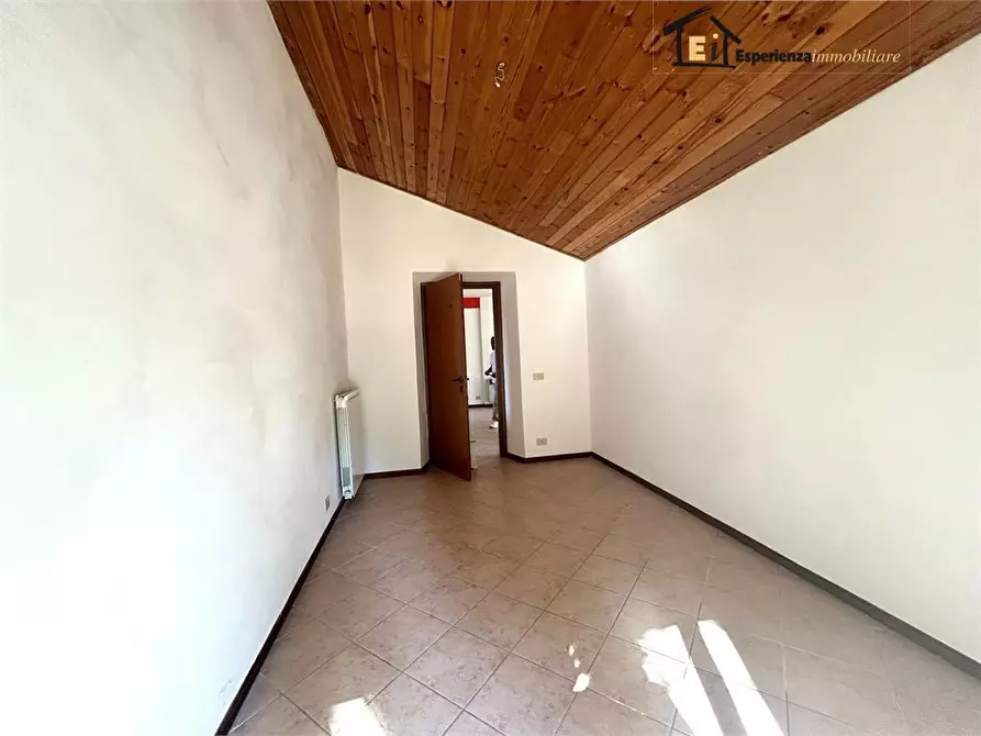 Immagine 9 di Villa in affitto  snc a Poggio Mirteto