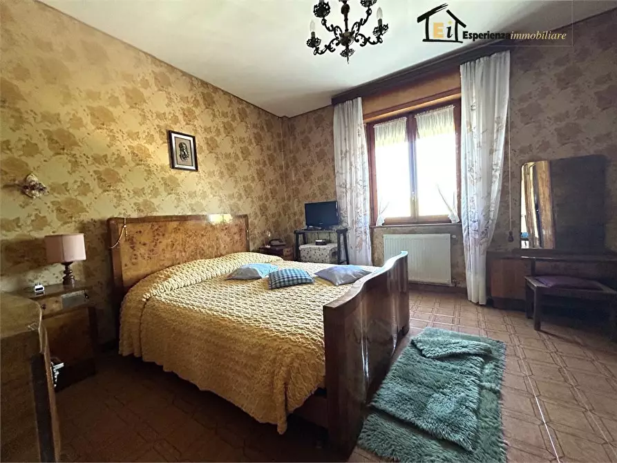 Immagine 9 di Appartamento in vendita  3 a Torri In Sabina