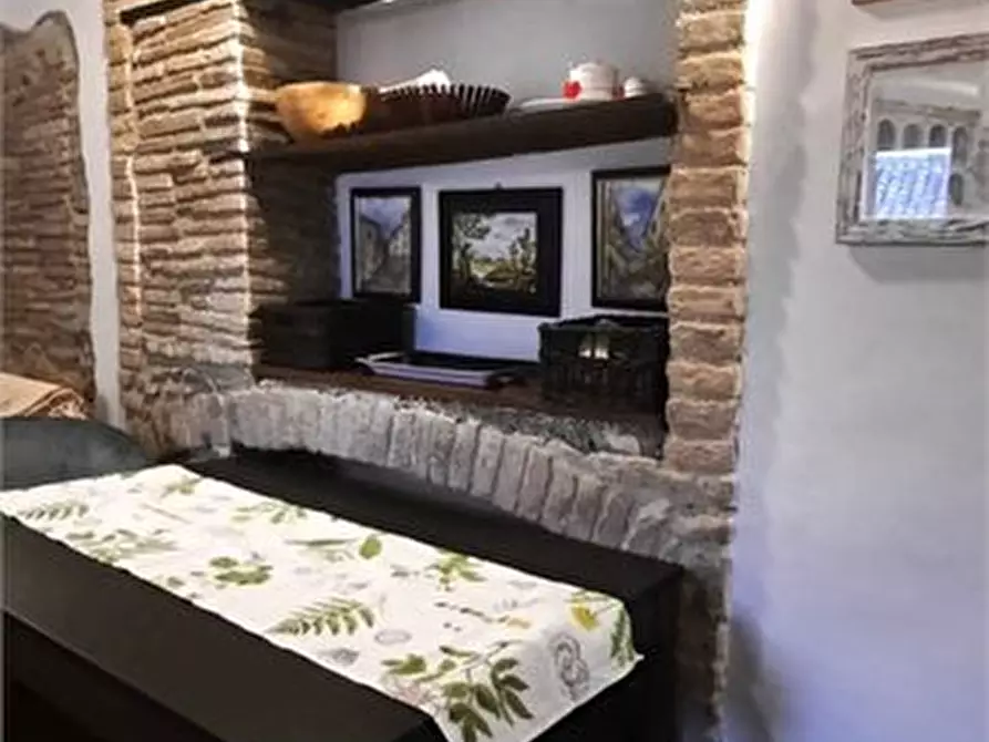 Immagine 3 di Appartamento in vendita  snc a Casperia