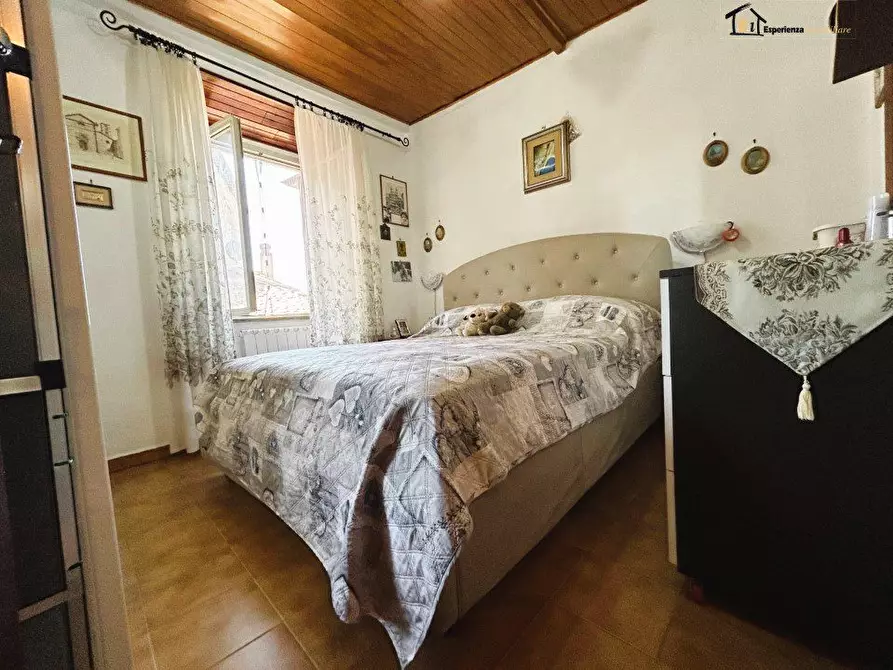 Immagine 9 di Appartamento in vendita  a Casperia