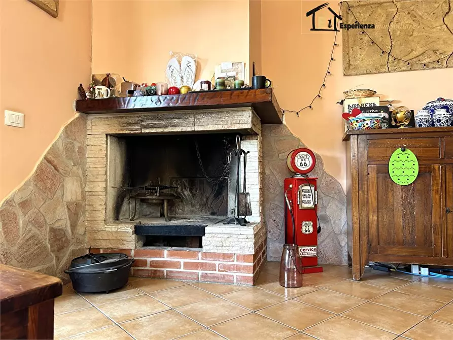 Immagine 7 di Casa semindipendente in vendita  snc a Poggio Mirteto