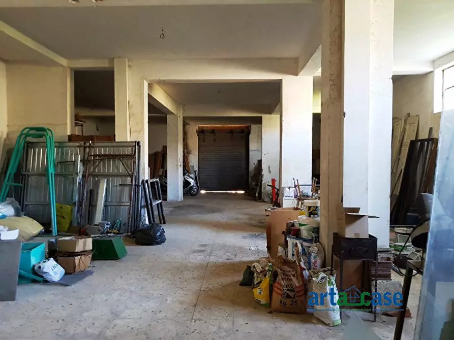 Immagine 6 di Magazzino in vendita  139 a Messina