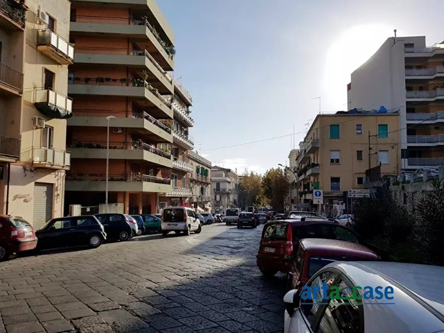 Immagine 4 di Negozio in affitto  248 a Messina