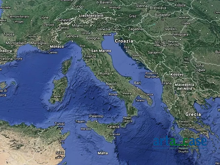 Immagine 5 di Negozio in affitto  248 a Messina