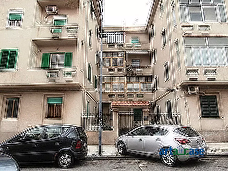 Immagine 5 di Appartamento in vendita  a Messina