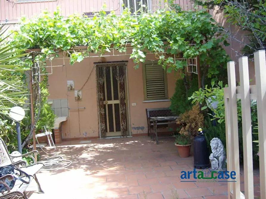 Immagine 1 di Villa in vendita  a Montalbano Elicona