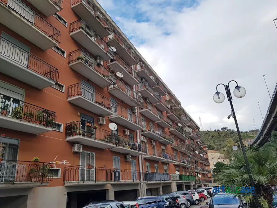 Immagine 1 di Appartamento in vendita  311 a Messina