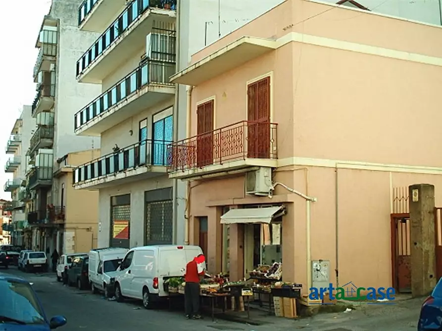 Immagine 3 di Appartamento in vendita  379 a Messina