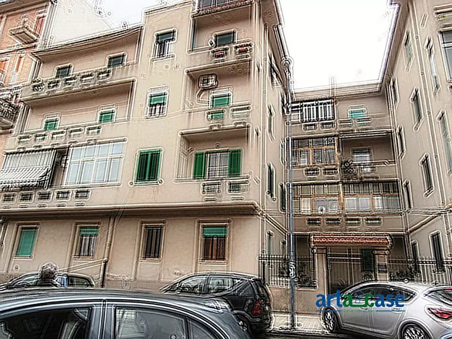Immagine 1 di Appartamento in vendita  a Messina