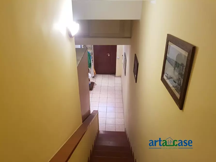 Immagine 9 di Appartamento in vendita  379 a Messina