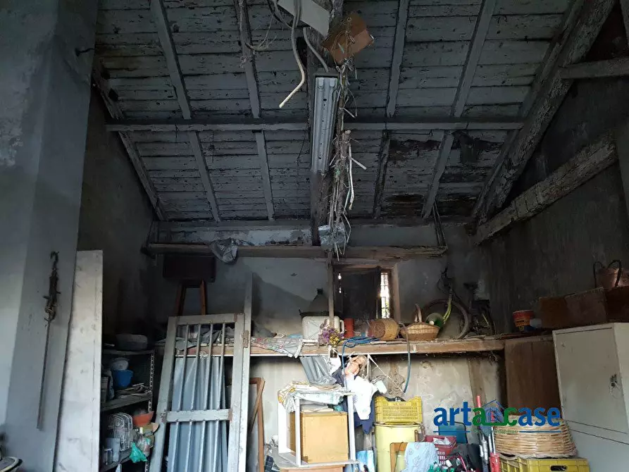 Immagine 5 di Magazzino in vendita  1 a Messina