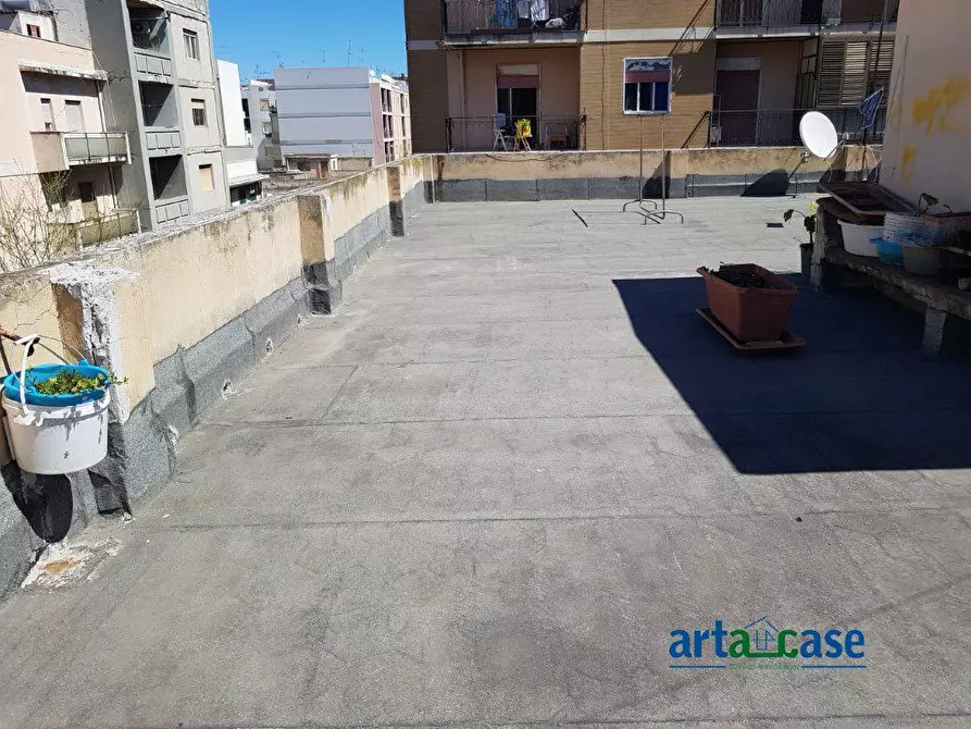 Immagine 8 di Palazzo in vendita  98 a Messina