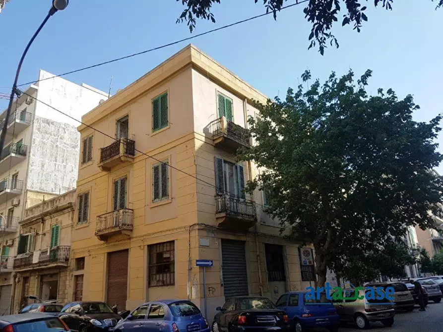 Immagine 7 di Palazzo in vendita  98 a Messina