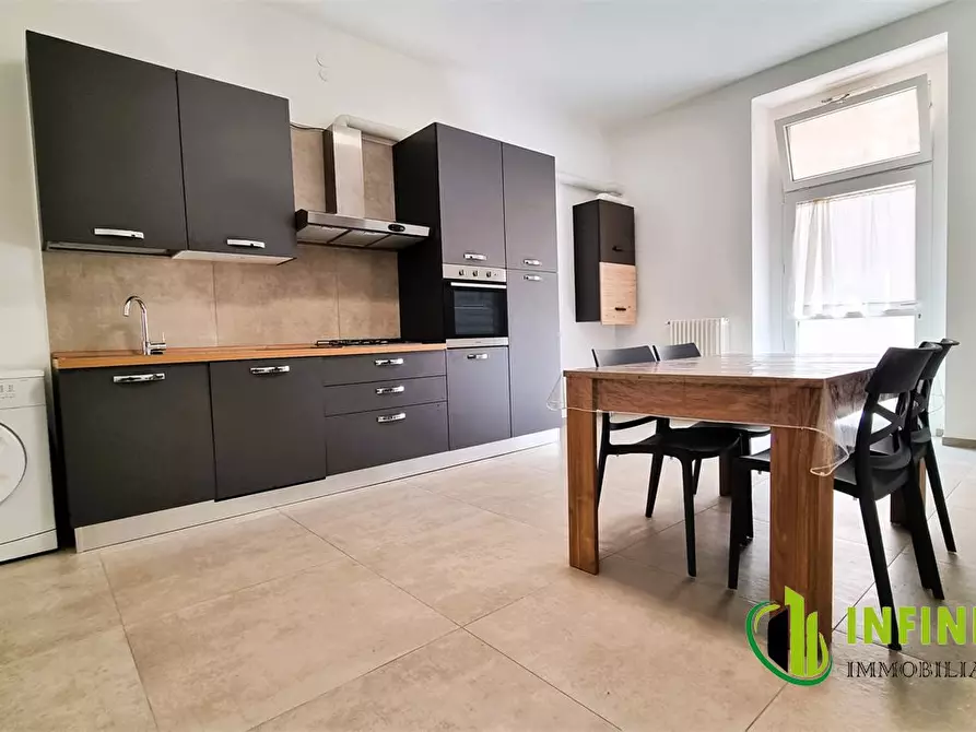 Immagine 3 di Appartamento in affitto  9 a Matera