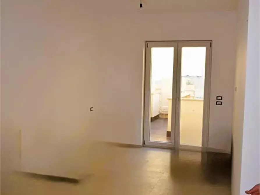 Immagine 10 di Appartamento in vendita  137 a Matera
