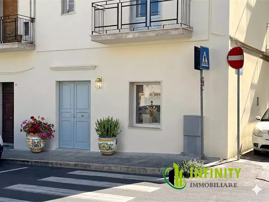 Immagine 1 di Appartamento in vendita  32 a Matera