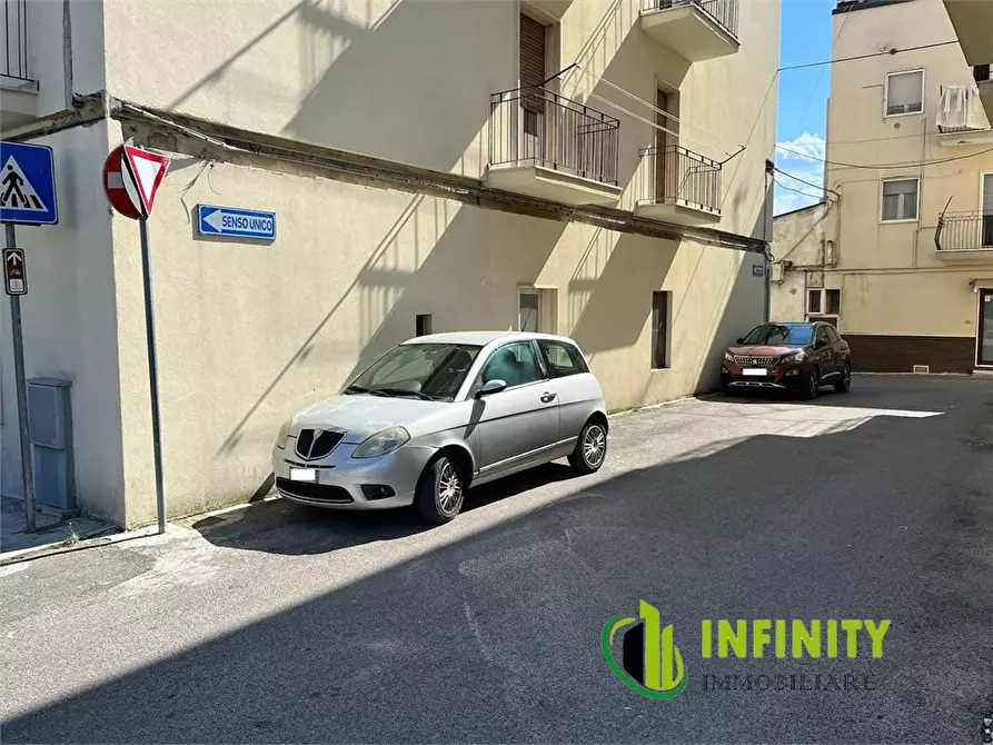 Immagine 8 di Appartamento in vendita  32 a Matera