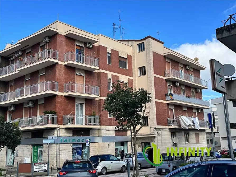 Immagine 1 di Appartamento in vendita  230 a Matera