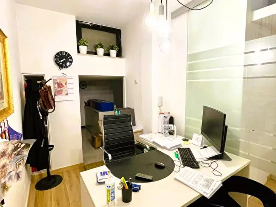 Immagine 6 di Ufficio in vendita  2 a Matera