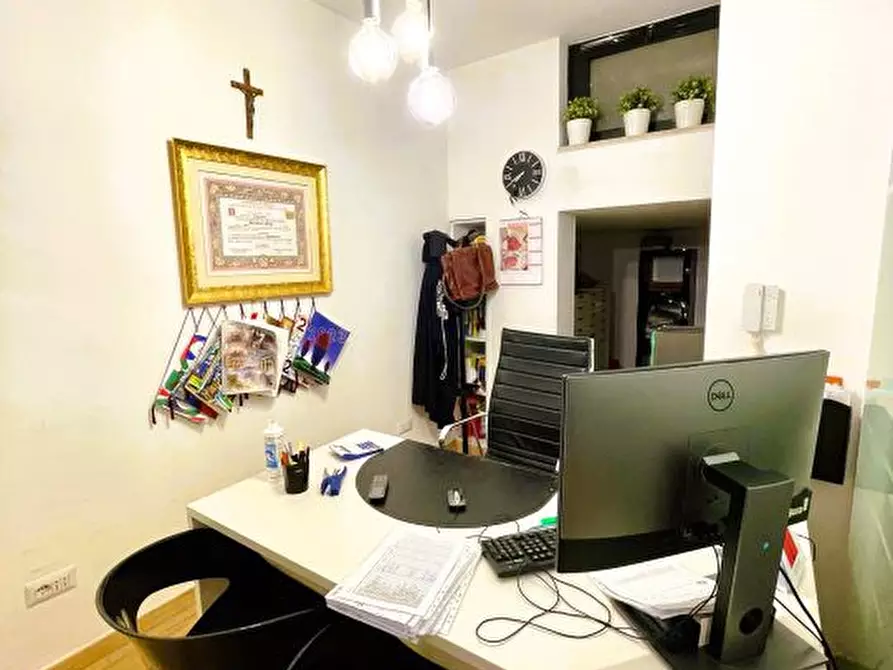 Immagine 7 di Ufficio in vendita  2 a Matera