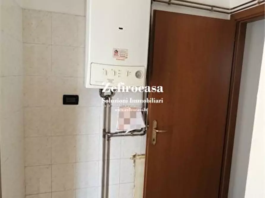 Immagine 6 di Negozio in affitto  a Medicina