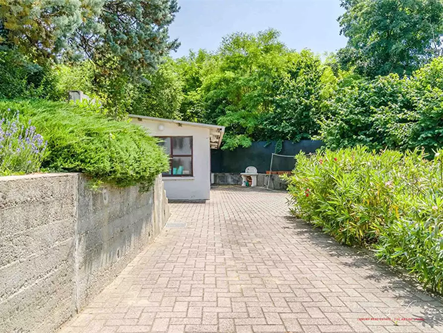 Immagine 8 di Villa in vendita  a Trofarello