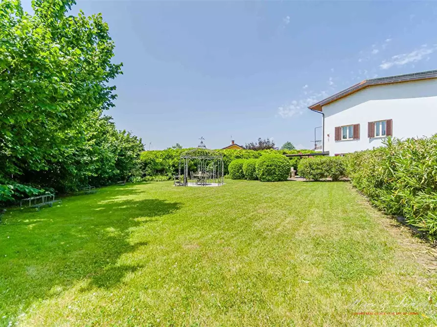 Immagine 10 di Villa in vendita  a Trofarello