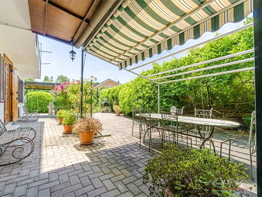 Immagine 6 di Villa in vendita  a Trofarello