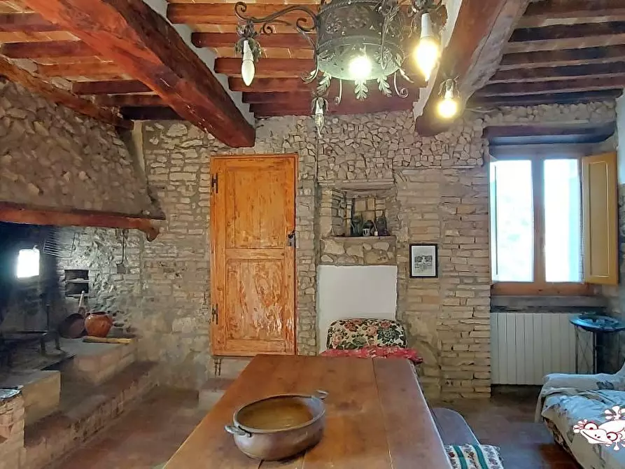 Immagine 8 di Appartamento in vendita  a San Gimignano