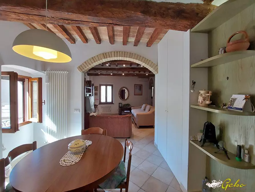 Immagine 9 di Appartamento in vendita  a San Gimignano