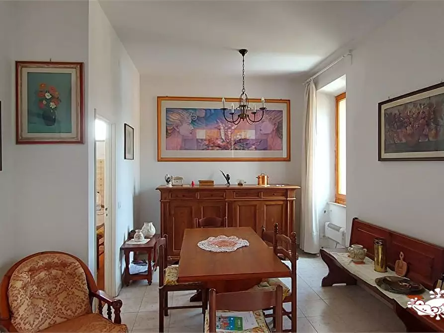 Immagine 1 di Appartamento in vendita  a San Gimignano