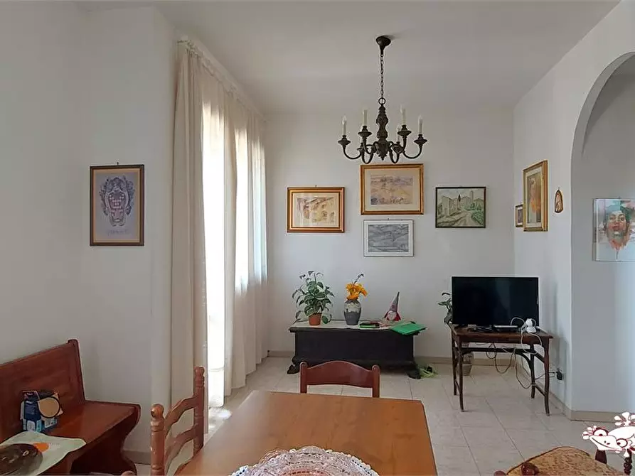 Immagine 4 di Appartamento in vendita  a San Gimignano