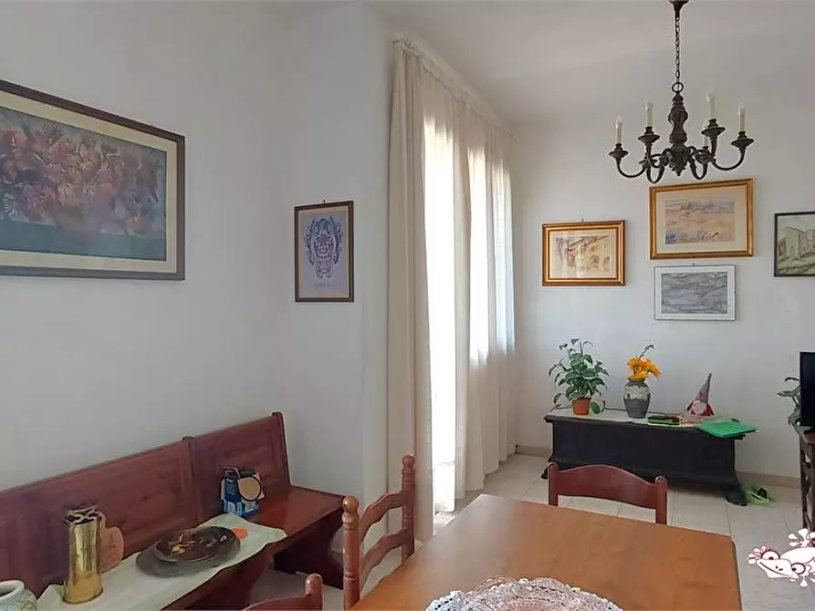 Immagine 3 di Appartamento in vendita  a San Gimignano