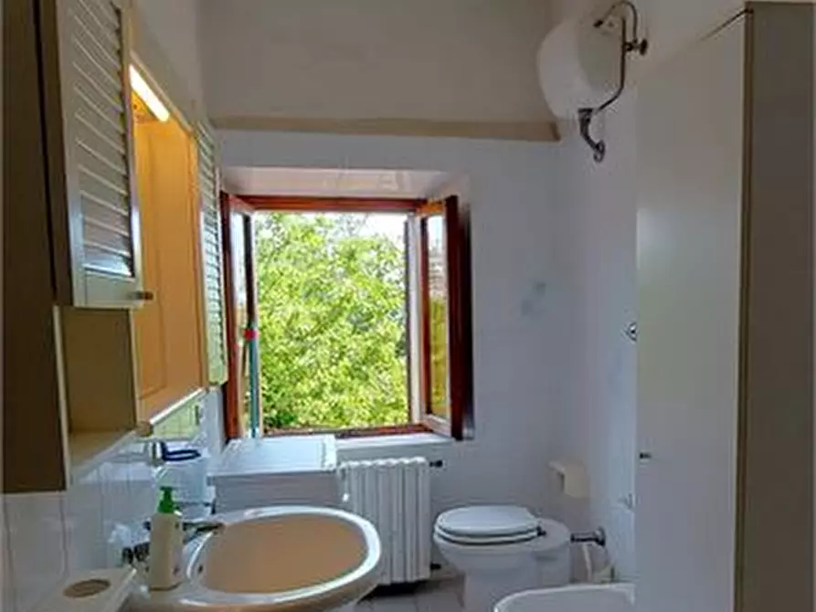 Immagine 9 di Appartamento in vendita  a San Gimignano