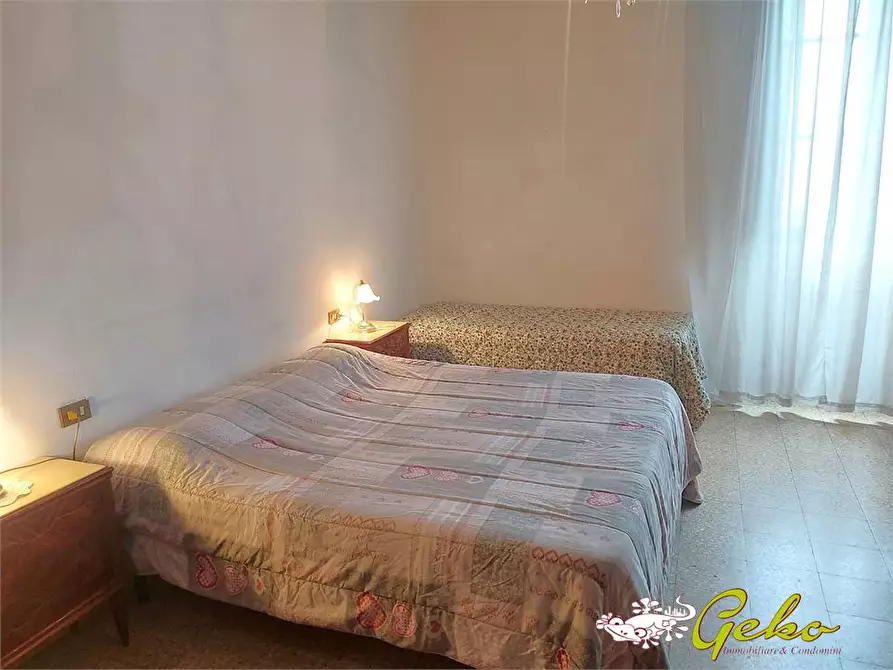 Immagine 9 di Appartamento in vendita  a San Gimignano