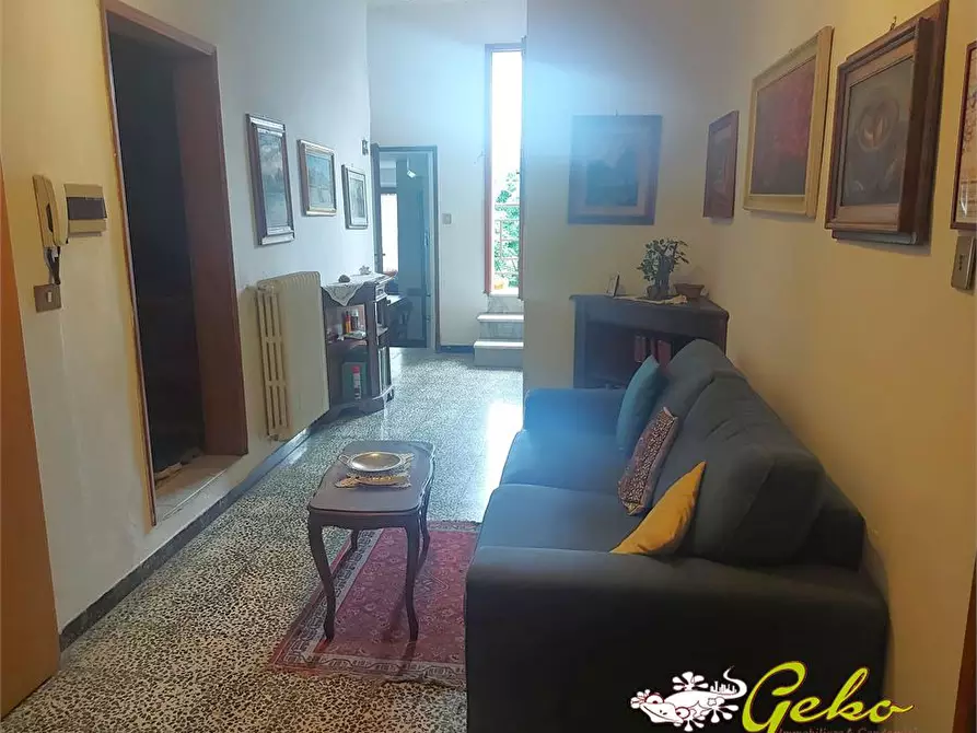 Immagine 4 di Appartamento in vendita  a San Gimignano