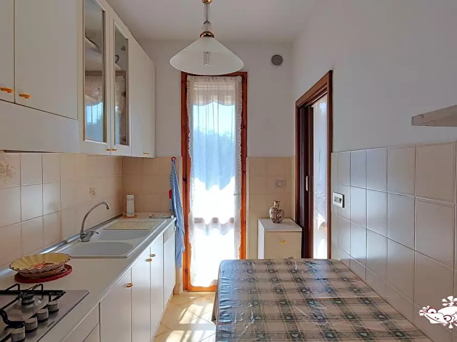 Immagine 5 di Appartamento in vendita  a San Gimignano