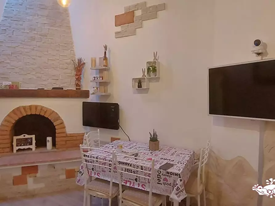 Immagine 4 di Villa in vendita  a San Gimignano