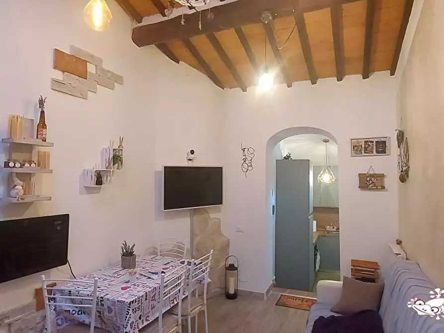 Immagine 9 di Villa in vendita  a San Gimignano