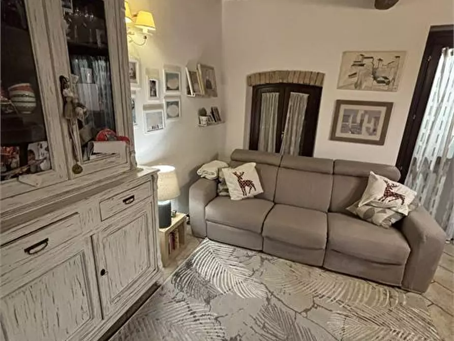 Immagine 7 di Villa in vendita  a San Gimignano