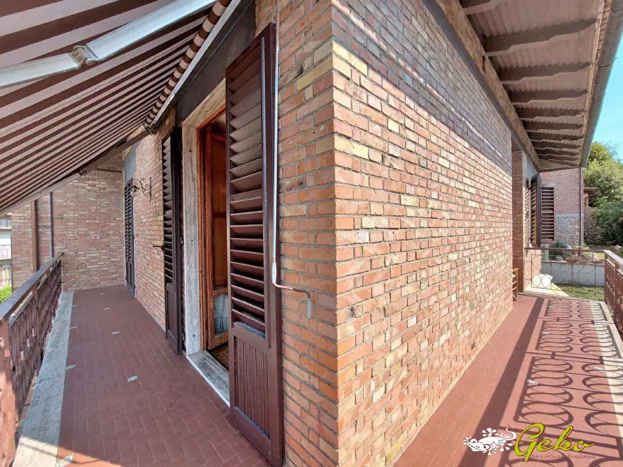 Immagine 6 di Casa semindipendente in vendita  a San Gimignano