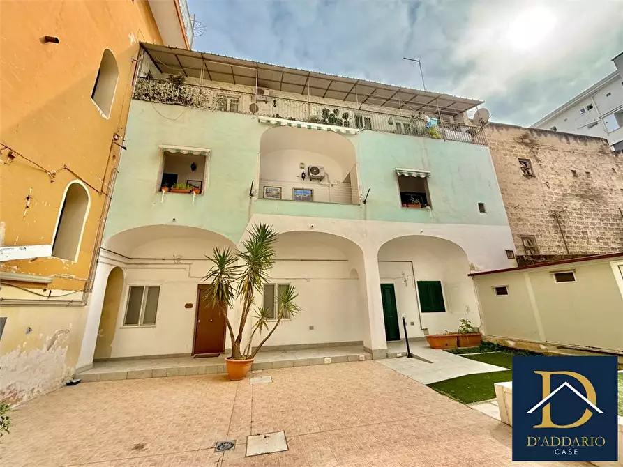 Immagine 1 di Appartamento in vendita  103 a Taranto