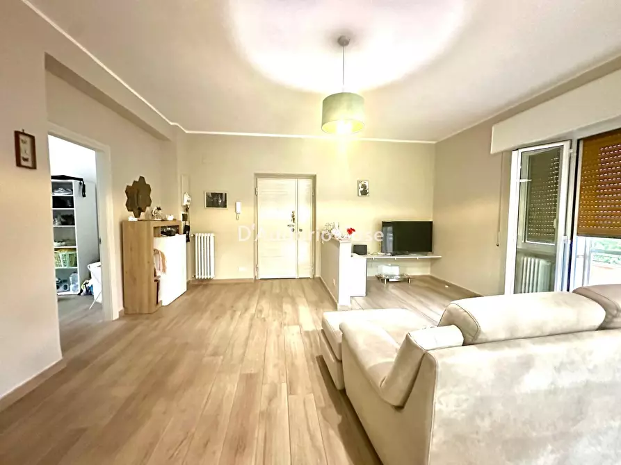 Immagine 4 di Appartamento in vendita  6 a Taranto