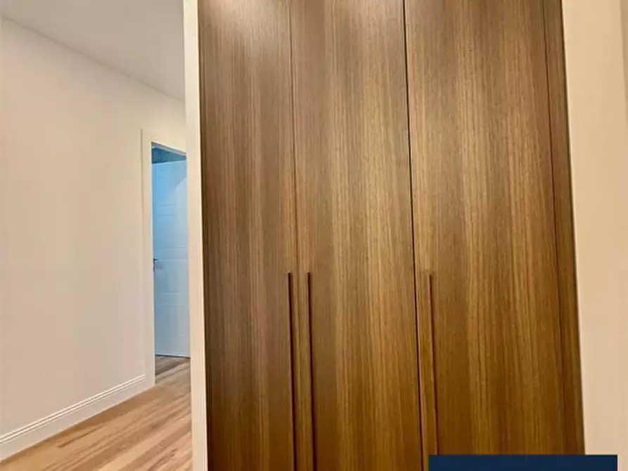 Immagine 10 di Appartamento in vendita  145 a Taranto