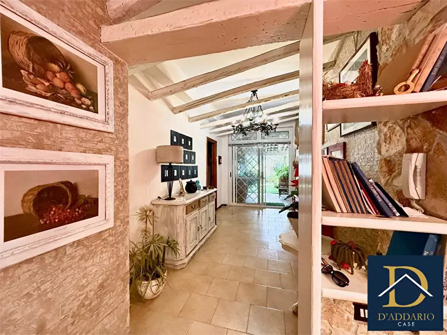 Immagine 2 di Villa in vendita  99 a Pulsano