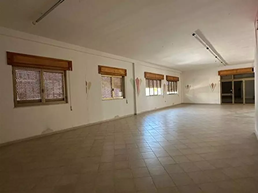 Immagine 10 di Villa in vendita  a San Michele Salentino