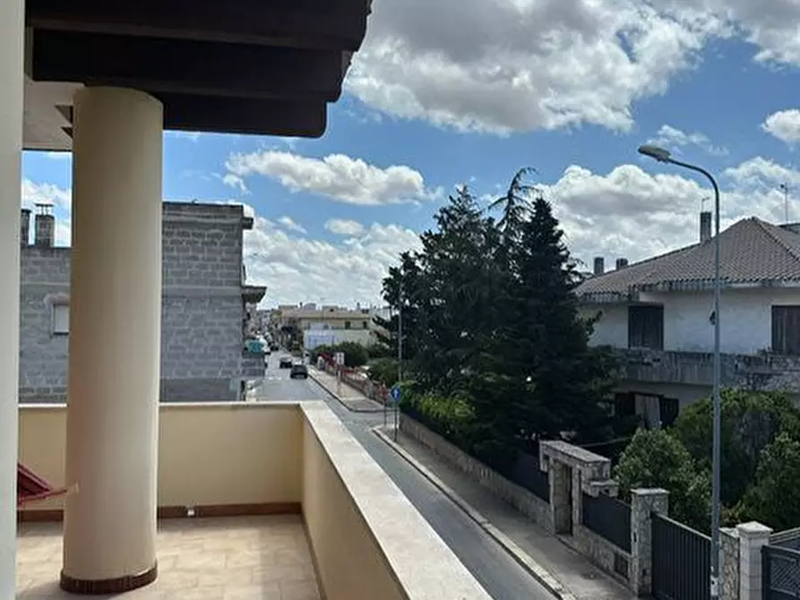 Immagine 3 di Villa in vendita  a San Michele Salentino